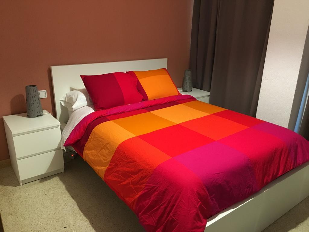Hostal Tres Cantos Eksteriør billede