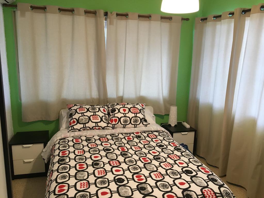Hostal Tres Cantos Eksteriør billede